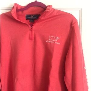 🐳Vineyard Vines Brand New quarter zip!